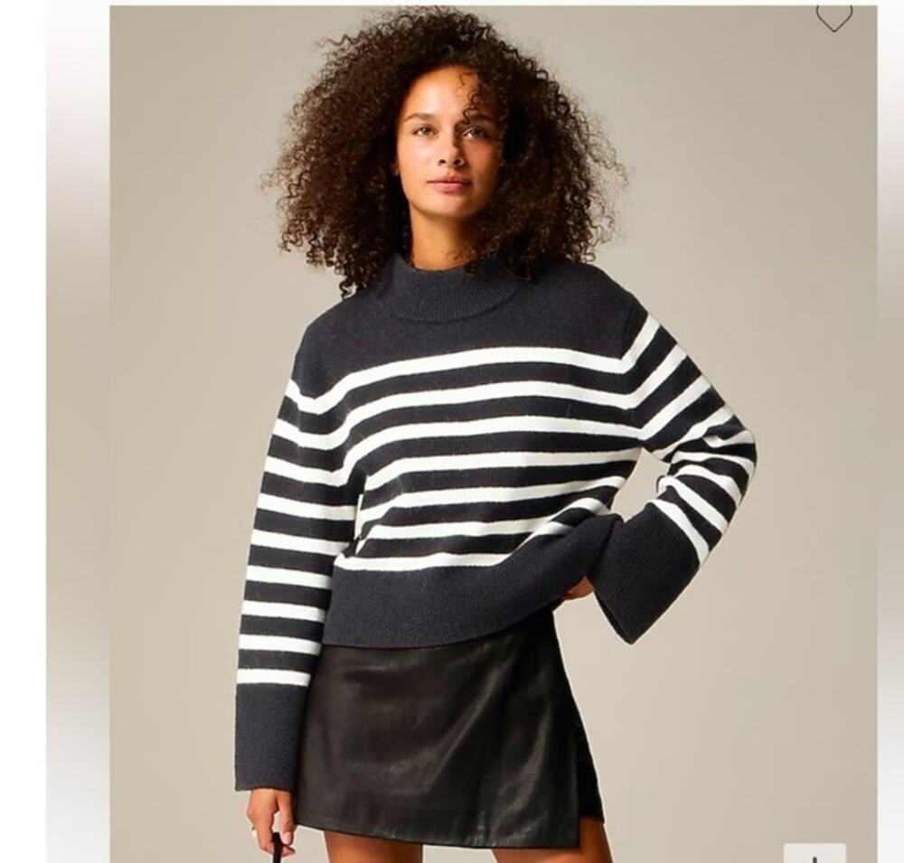 NWT J. Crew Chunky Crewneck Sweater In Supersoft Yarn Black/White Stripe L